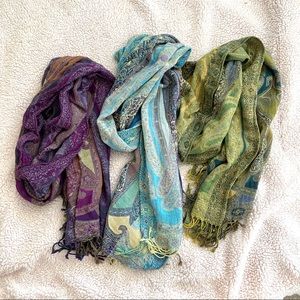 3 beautiful scarves bundle!